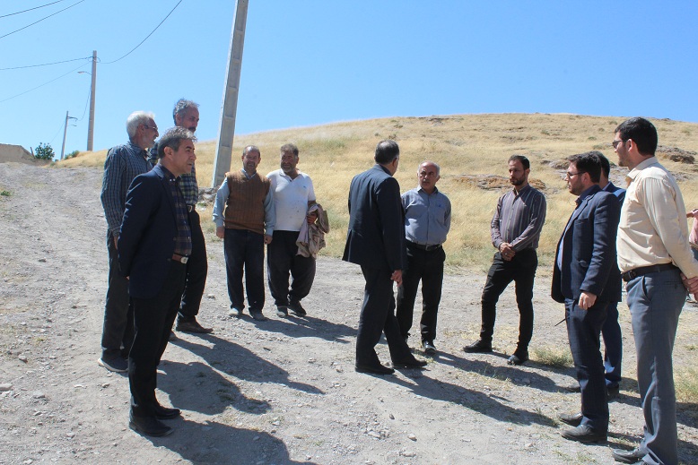  بازدید بخشدار کاغذکنان از روستای داشبلاغ