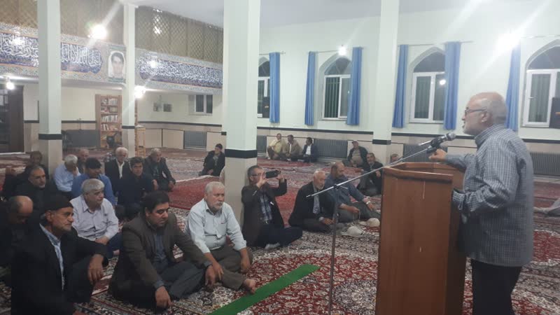  تشکیل جلسه ستادبازسازی عتبات عالیات و موکب اهل البیت(ع) در روستای قره بلاغ کاغذکنان میانه