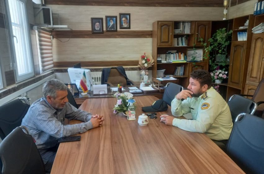  رییس پاسگاه آچاچی با بخشدار مرکزی میانه دیدار و گفت و گو کرد