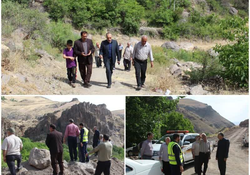  بازدید بخشدار کاغذکنان از روند بهسازی و شن ریزی راه روستای باغبانان علیا و قاراب سفلی
