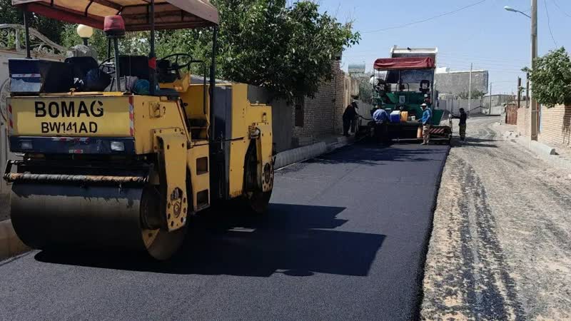  بازدید بخشدار کاغذکنان از پروژه آسفالت ریزی معابر روستای قوشه بلاغ