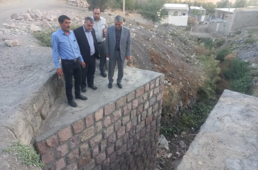  بازدید سرزده بخشدار مرکزی میانه از پروژه در حال اتمام پل ورودی و معابر روستای خوبستان
