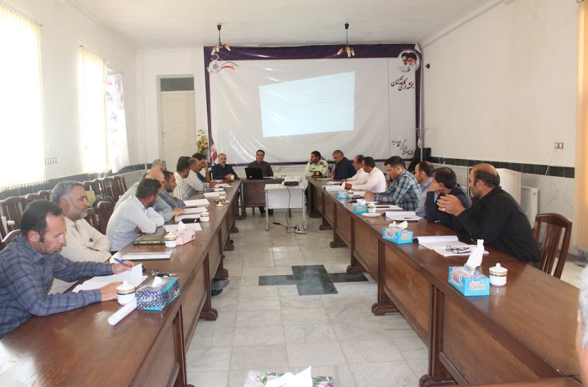  برگزری کلاس آموزشی دهیاران روستاهای بخش کاغذکنان