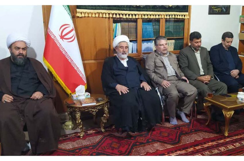  شروع برنامه های هفته دولت با دیدار با امام جمعه میانه و غبارروبی مزار شهدای میانه