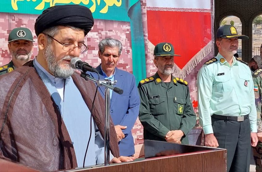  روز جدایی از مرام شهدا، روز شکست، حقارت و ذلت است