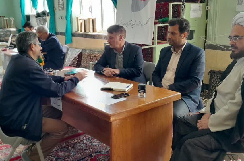  برگزاری میز خدمت در بخش کندوان