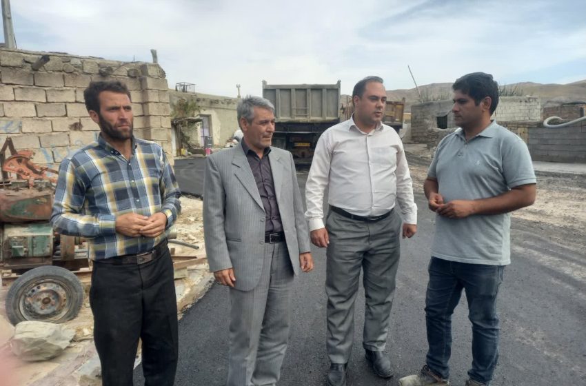  بازدید سرزده بخشدار مرکزی میانه از آسفالت ریزی روستای کمرکوه