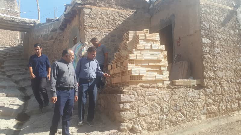  بازدید بخشدار کاغذکنان از روستای گوو
