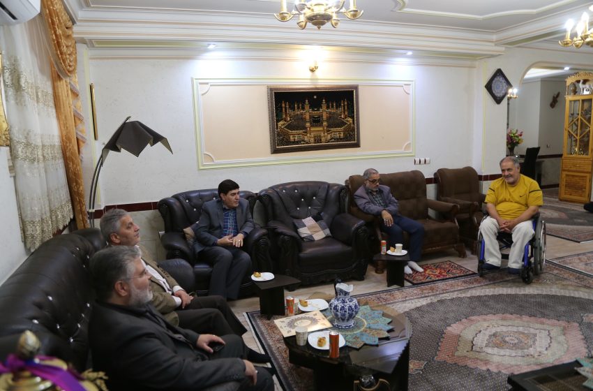  دیدار سرپرستان فرمانداری میانه و بنیاد شهید استان با  اسدالله عظیمی مدال آور مسابقات پاراآسیایی