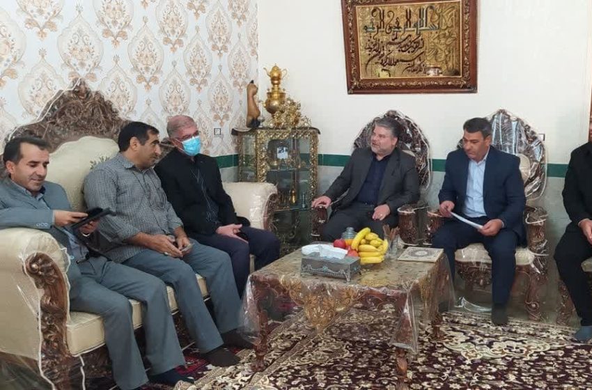  سرپرست فرمانداری با چند تن از جانبازان و خانواده معظم شهدا دیدار کرد