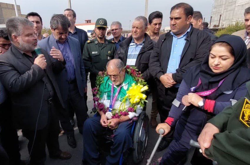  از افتخارآفرینان مسابقات پاراآسیایی هانگژو در میانه استقبال شد