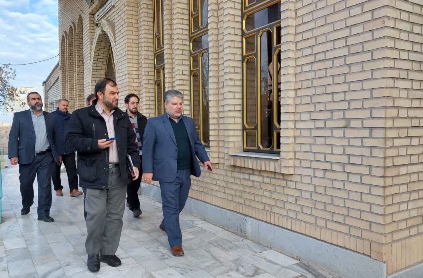  فرماندار ویزه میانه از نمازخانه های بین راهی بازدید کرد