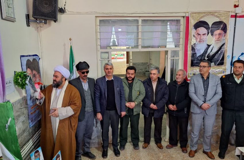  نواخته شدن زنگ انقلاب در مدارس بخش ترکمانچای