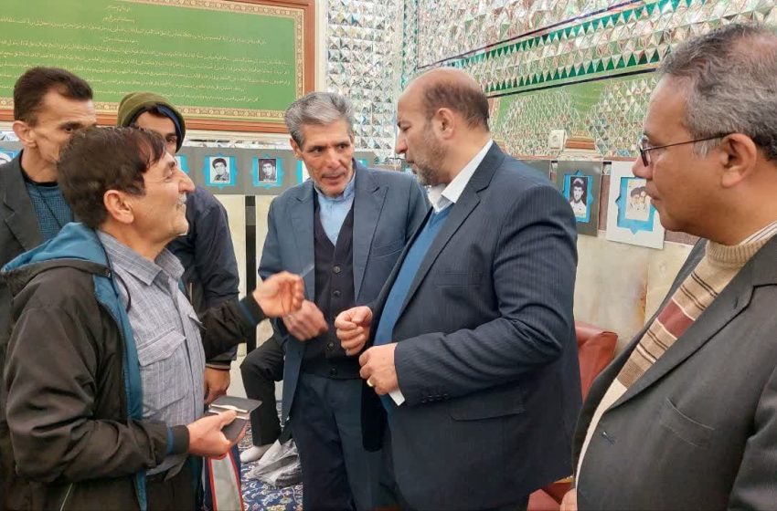  فرماندار میانه، در برنامه میز خدمت، پای حرف مردم نشست