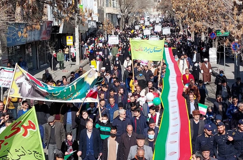  امام جمعه میانه: راهپیمایی ۲۲ بهمن، معجزه خداست/ ملت، باشکوهترین تجمع را آفریدند