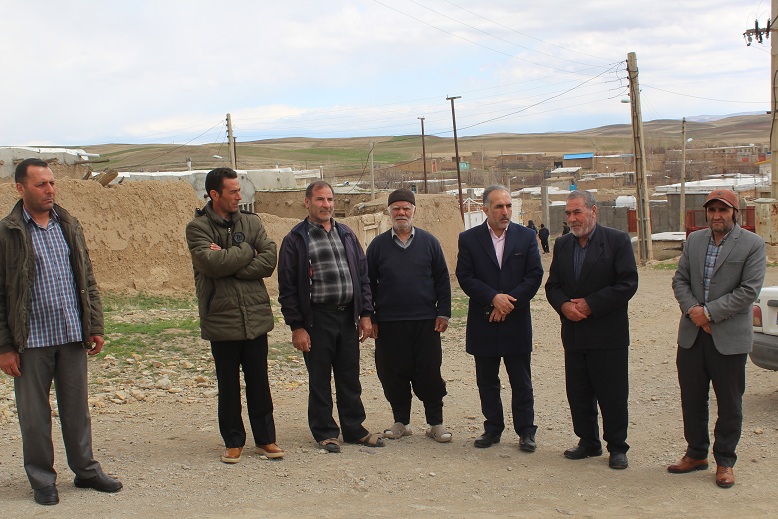  بازدید بخشدار کاغذکنان روستای گل تپه حسن آباد