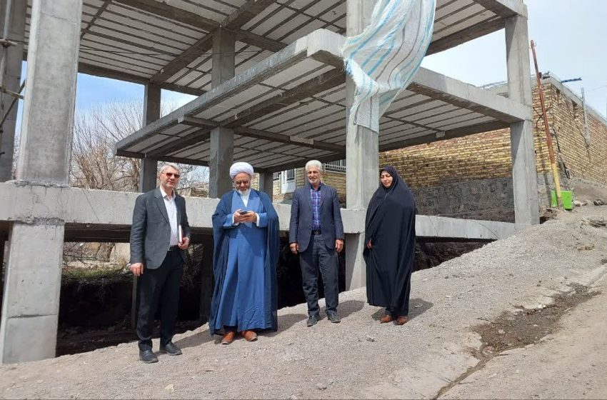  بازدید بخشدار ترکمانچای از روند احداث مسجد روستای دستجرد