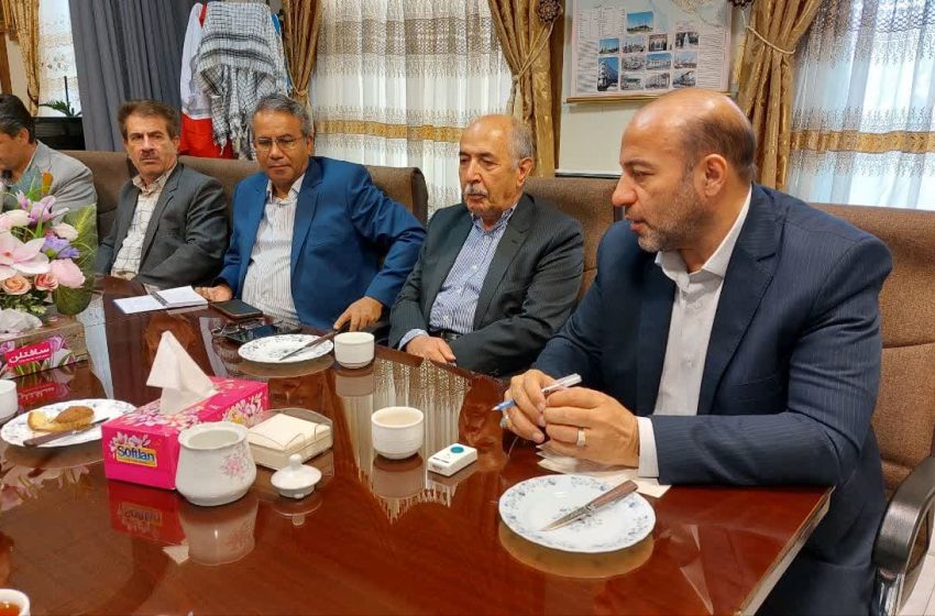  جلسه فرماندار با سرمایه گذاران بخش خصوصی تشکیل شد