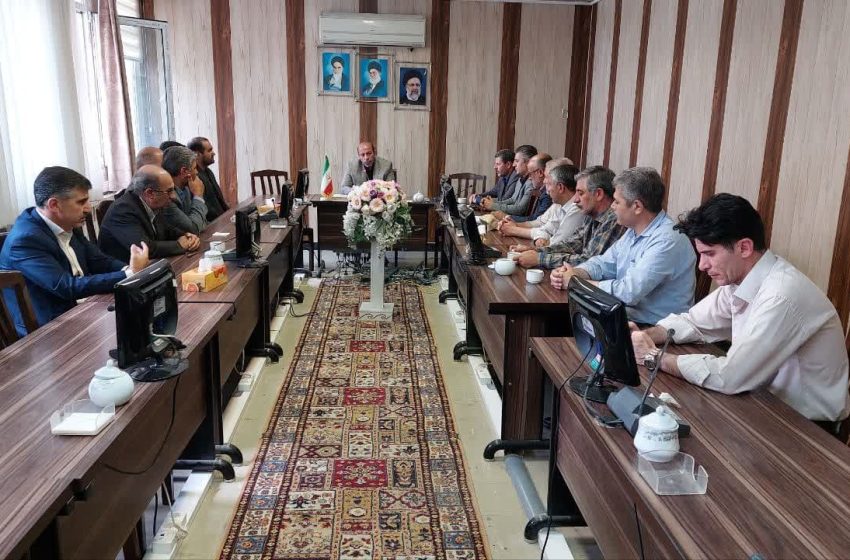  مدیر و کارکنان جهاد کشاورزی میانه با فرماندار شهرستان دیدار کردند