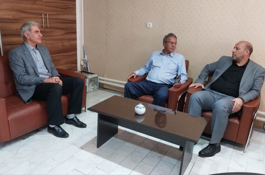  فرماندار میانه از اداره صنعت، معدن و تجارت بطور سرزده بازدید کرد