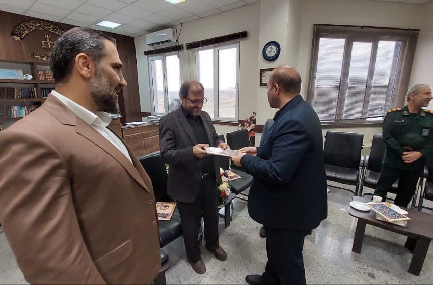  فرماندار میانه با حضور در دادگستری، از زحمات دادستان و رئیس دادگستری شهرستان قدردانی کرد