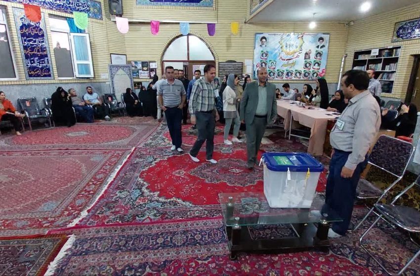  حضور پرشور مردم همیشه در صحنه میانه، در صف اخذ رای و پای صندوق های انتخابات ریاست جمهوری