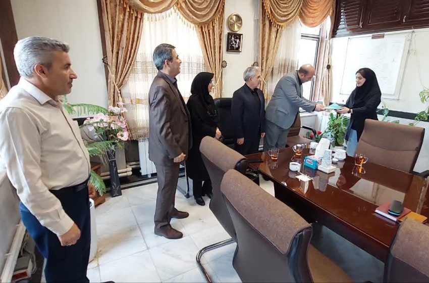  از بانوان کارآفرین و توانمند شده توسط بهزیستی میانه تجلیل شد
