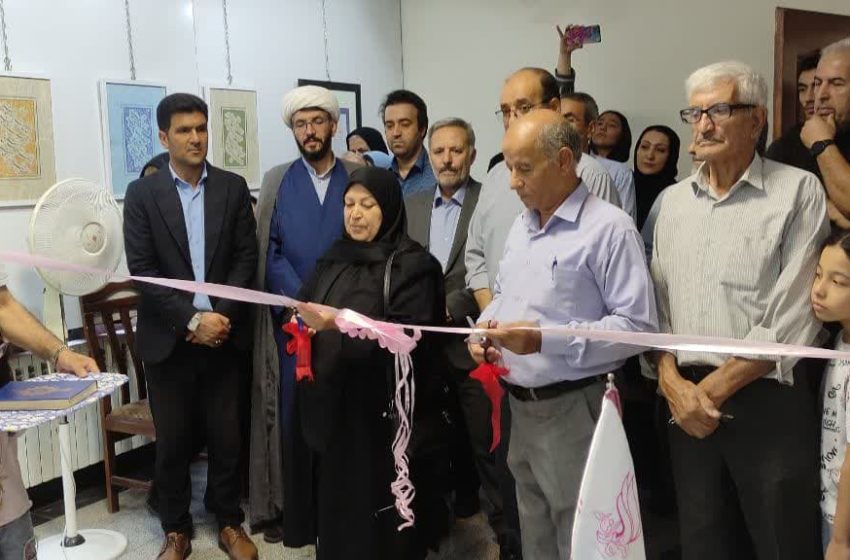  افتتاح نمایشگاه آثار خوشنویسی آقای ذکریا عزتی با عنوان «باز باران» درشهرستان میانه