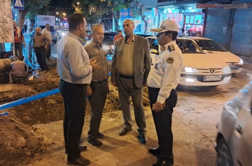  بازدید فرماندار میانه از پروژه احداث میدان و المان در میدان آزادی بازدید کرد