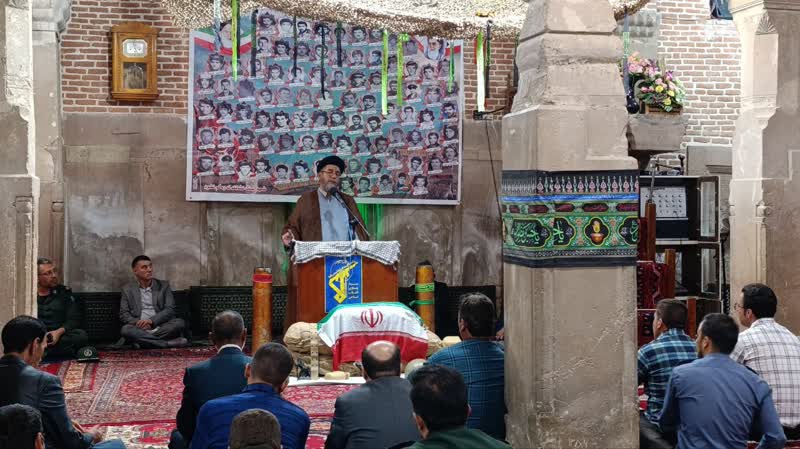  برگزاری یادواره شهداء در بخش کندوان