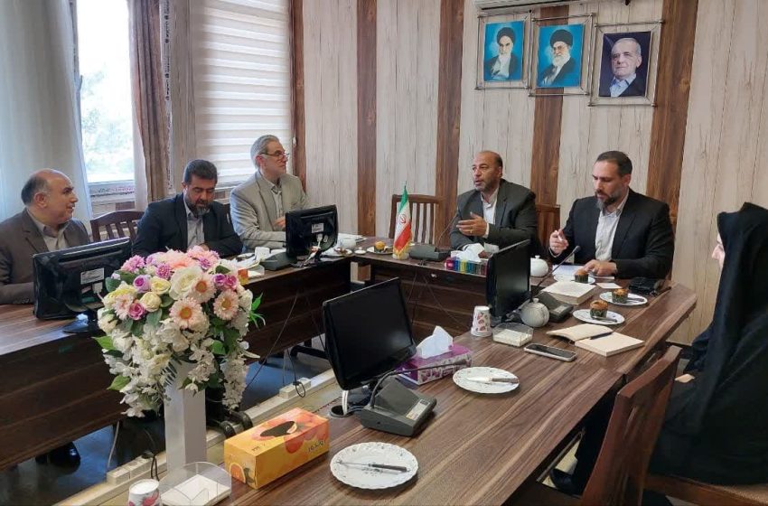  با حضور فرماندار، مشکلات ۹ واحد تولیدی بررسی شد