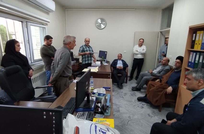  فرماندار میانه از روند مصاحبه قبولین آزمون استخدامی فولاد بازدید کرد