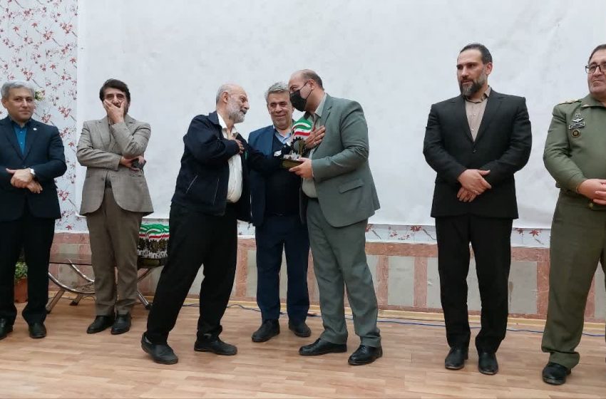  مراسم جشن و تجلیل از فعالان و تشکل های جامعه کارگری شهرستان میانه برگزار شد