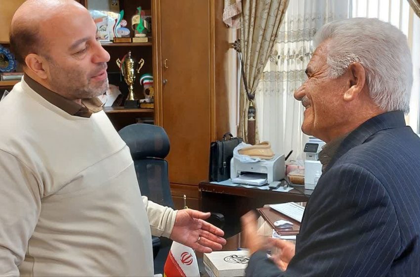  ملاقات بیش از چهل نفر با فرماندار میانه در یک روز