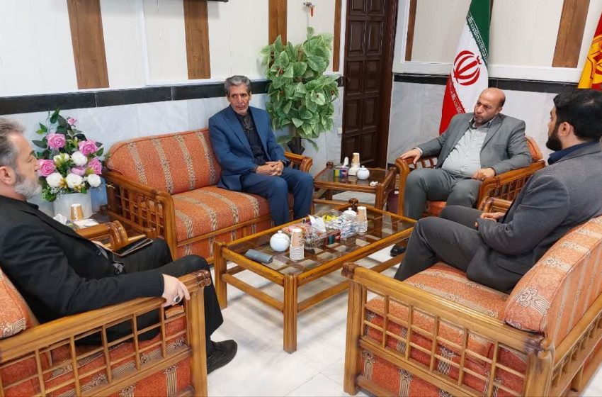  دیدار مدیرعامل شرکت گیربکس سازی میانرو با فرماندار میانه