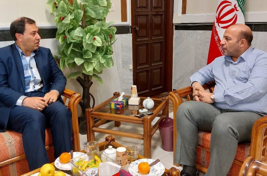  مدیرعامل شرکت توزیع نیروی برق استان با فرماندار میانه دیدار و گفتگو کرد