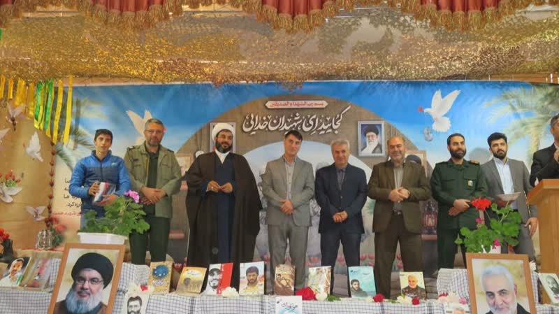  برگزاری اولین یادواره شهدای دانش آموزی در بخش کندوان