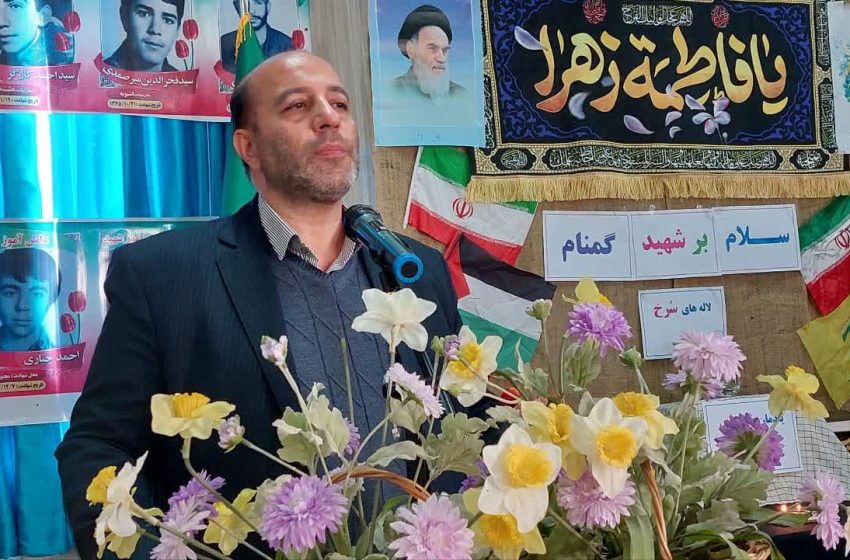  زنگ استقبال از شهدای گمنام با عنوان “لاله های سرخ” در مدرسه شاهد شهید نیکنامی به صدا در آمد