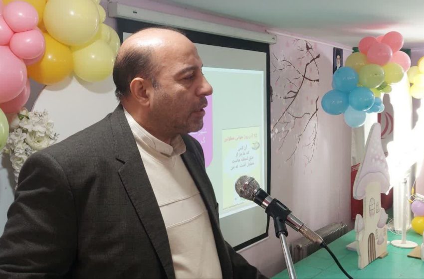 فرماندار میانه در مدرسه استثنایی ایثار حضور یافت