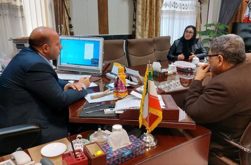  دیدار قصه گوی برتر کشوری با فرماندار میانه