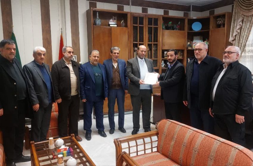  از فرمانده پایگاه مقاومت بسیج کارمندی شهدای دولت استانداری آذربایجان شرقی تجلیل شد