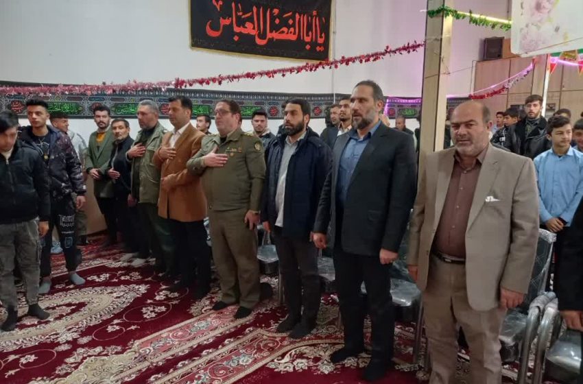  برگزاری جشن انقلاب در روستای آونلیق