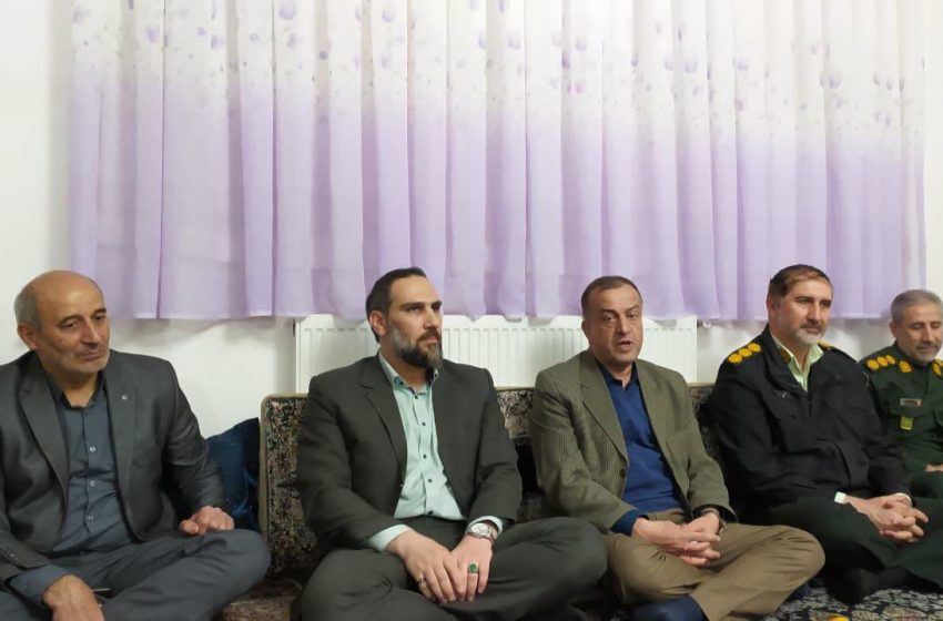  کودکان خانه امید بر سفره افطاری دهم  ماه مبارک رمضان میزبان فرماندار ویژه میانه بودند