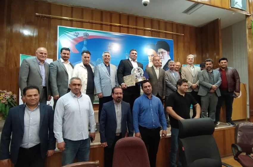 فعالان عرصه تولید میانه از مالک جعفری تجلیل کردند