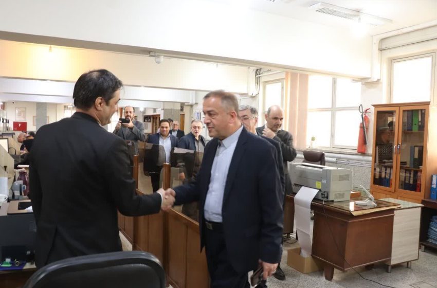  بازدید سرزده فرماندار ویژه میانه از بانک ملی مرکزی