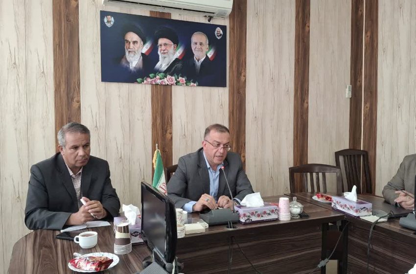  باید در رعایت الگوی مصرف بهینه برق الگوی سایر ادارات باشیم