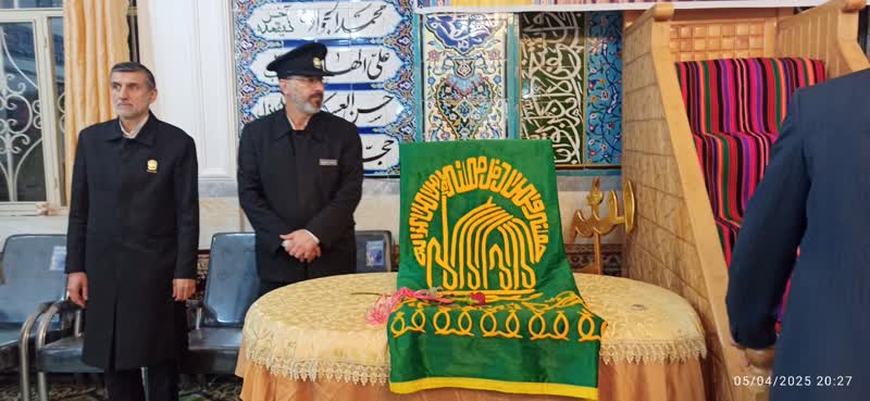  آیین باشکوه استقبال از پرچم متبرک حرم رضوی در روستای النجارق برگزار شد.
