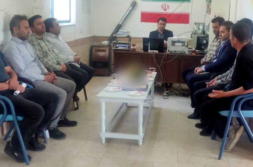  بازدید بخشدار کندوان از دهیاری و پروژه‌های عمرانی روستای آونلیق