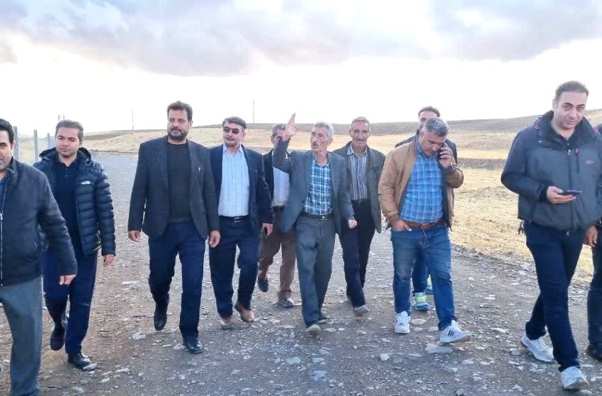  تشکیل جلسه و بازدید راه روستایی بالوجه و گنگدیک در راستای حل مشکل معارض