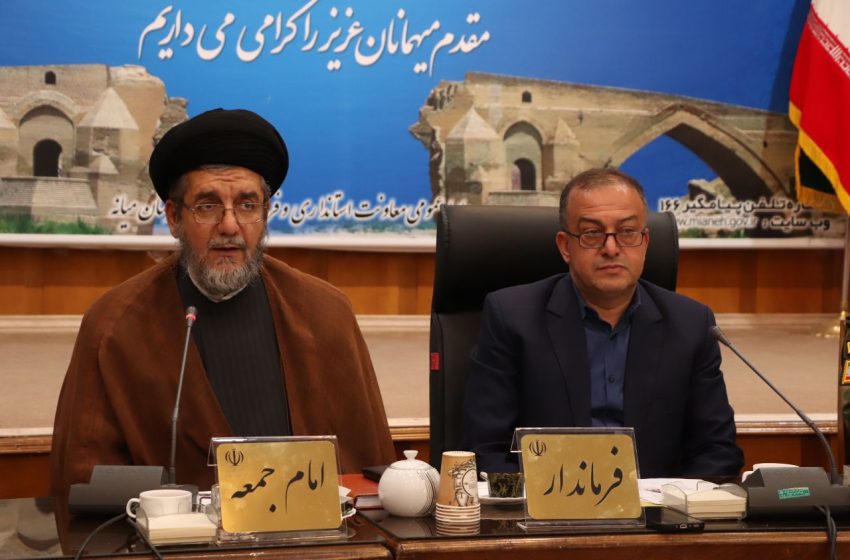  ۳۲۰مسجد در سطح شهرستان شناسنامه دار شده اند/نماز جمعه نماد قدرت و عزت نظام است